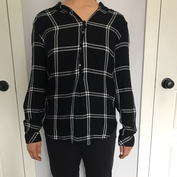 Soft v-neck flannel - Picture 1 of 2